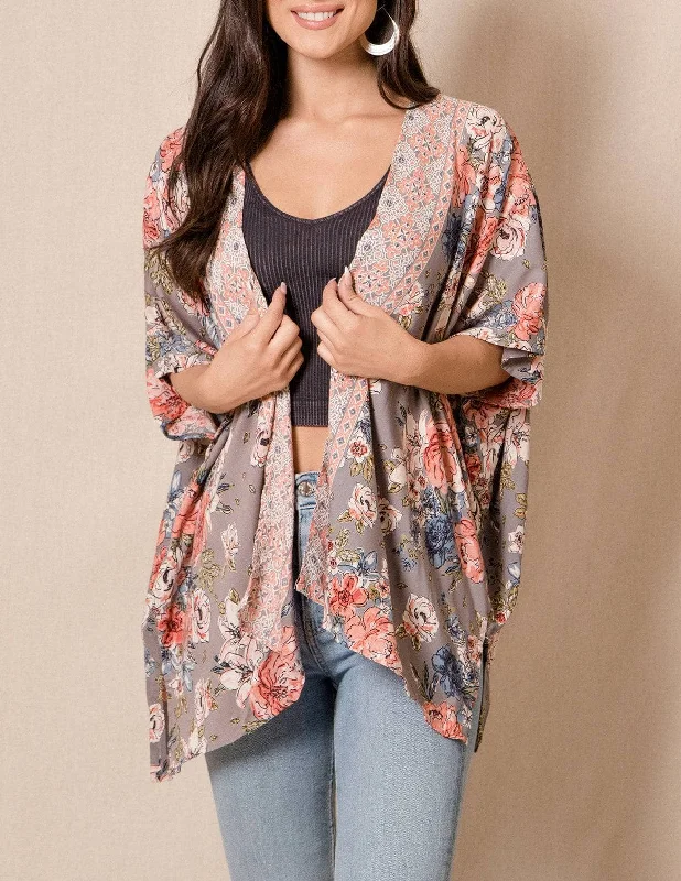 Kayla Kimono Wrap Wrinkle-resistant sweaters