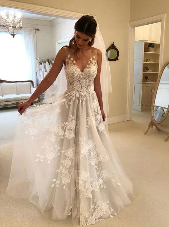 V neck Tulle Lace Appliques Long Beach Backless Wedding Dress OW333 Lace Sleeveless Dress